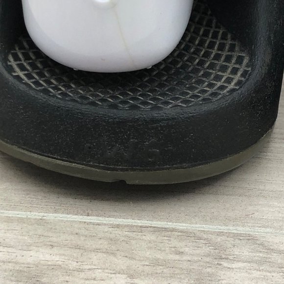 Chaco Sandals Womens 6 Zx2 Toe Strap Gray Off White Adjustable Outdoor Shoes - Picture 10 of 11